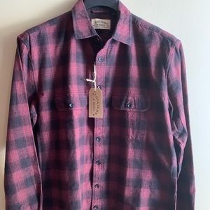 Plaid men’s shirt New with tag!